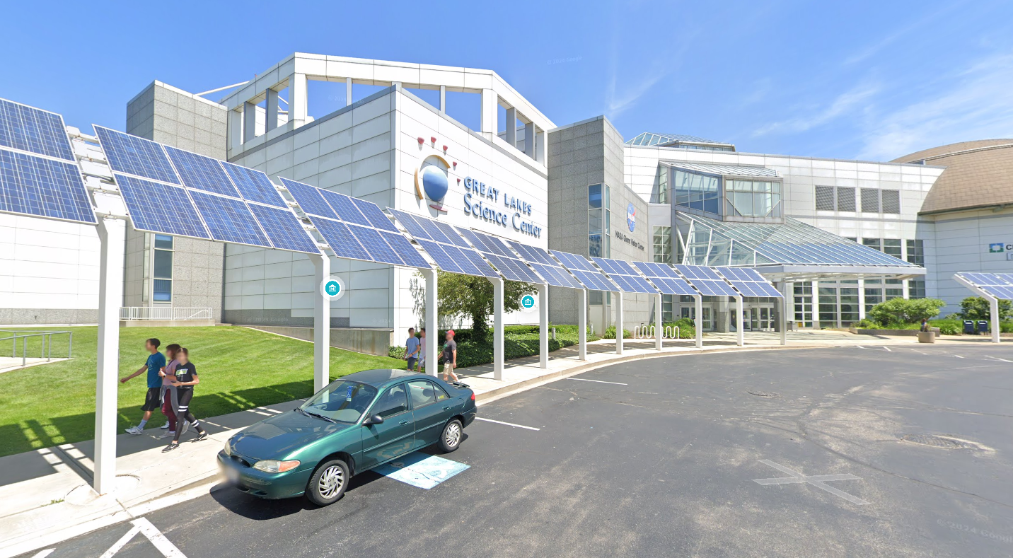 Great Lakes Science Center Promenade